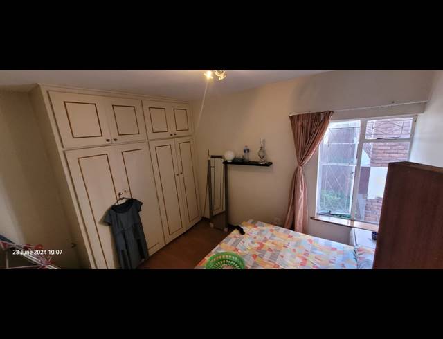 2 BEDROOM APARTMENT RENTED IN PELHAM